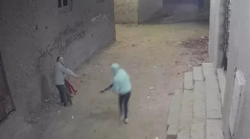 تطورات طفل باسوس.. الجد ينفي بتر القدم ويكشف استجابة حفيده للعلاج الأخير